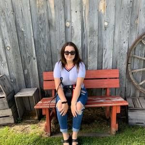 Meet your Posher, Ashley-ann